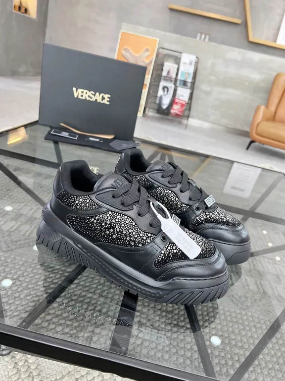 Versace Shoe 